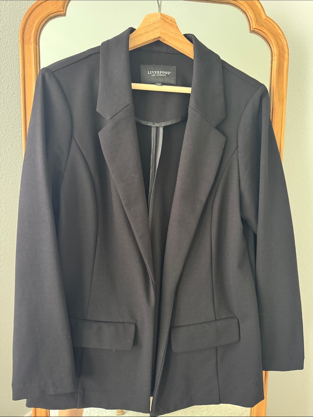 Liverpool Black Tailored Blazer with Notch Lapel